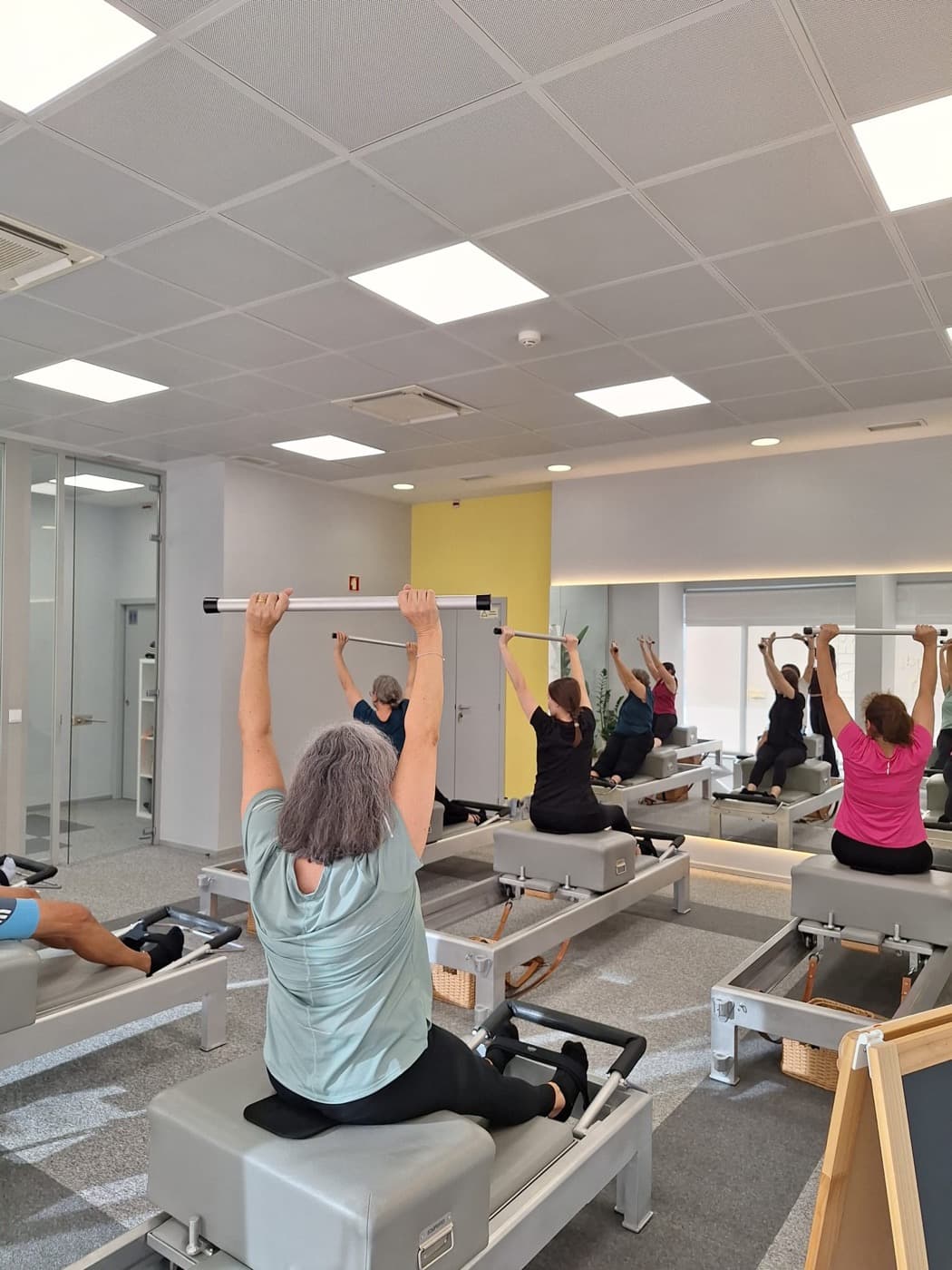 Aula de Reformer no Pilates Maia